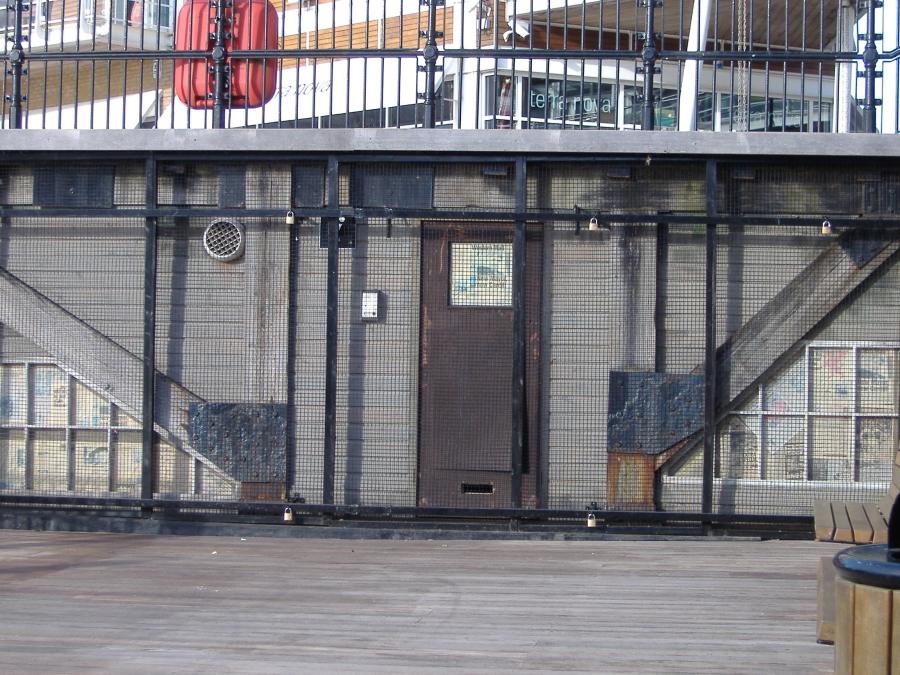 2006 Torchwood entrance